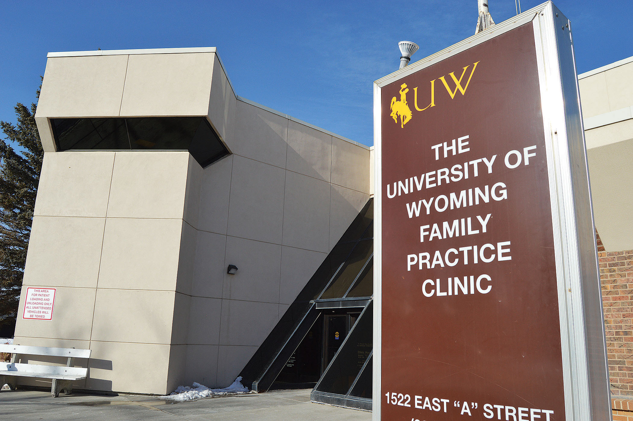 Wyoming Residencies Attempt to Address Burnout Early